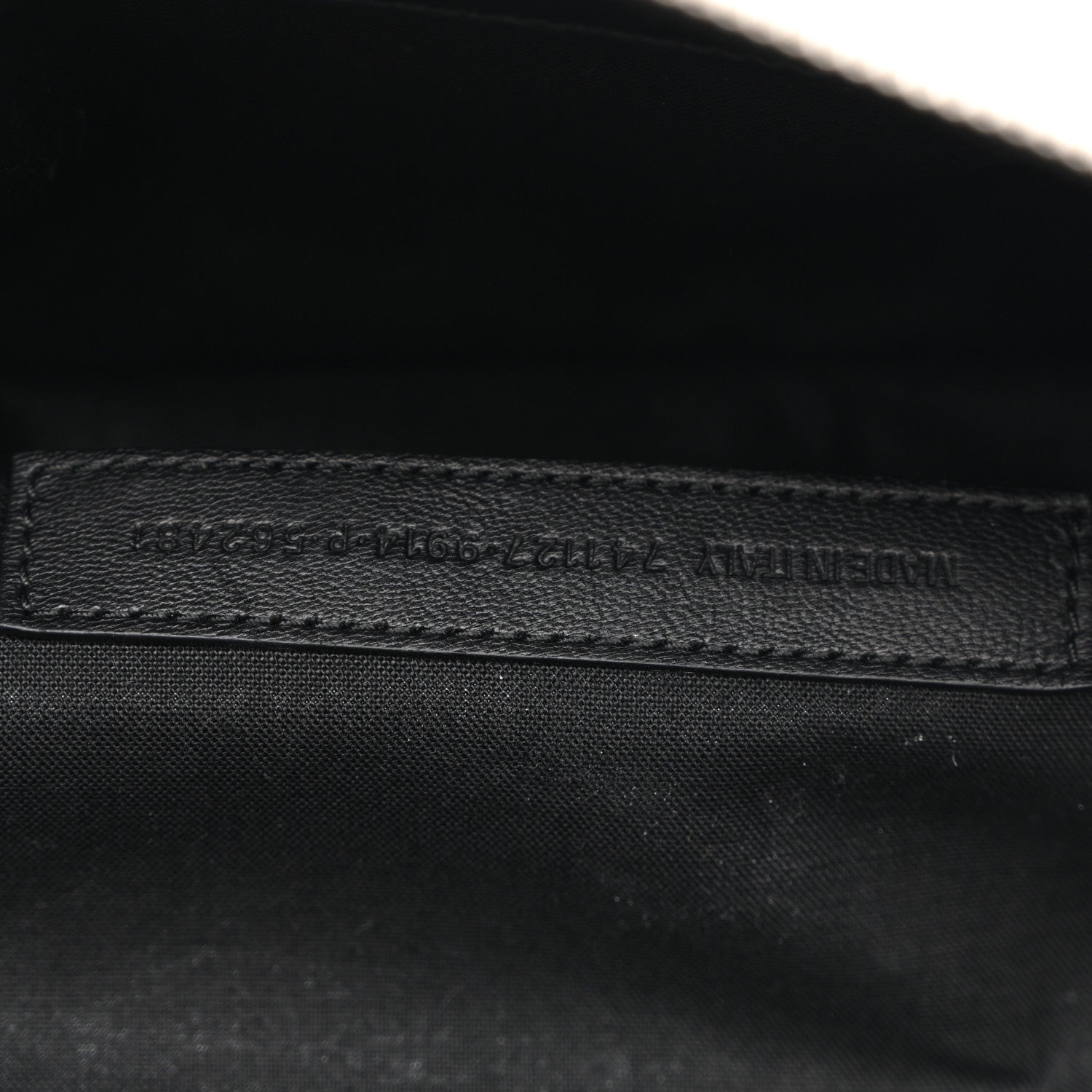 Arena Lambskin Raver Shoulder Bag Nacre