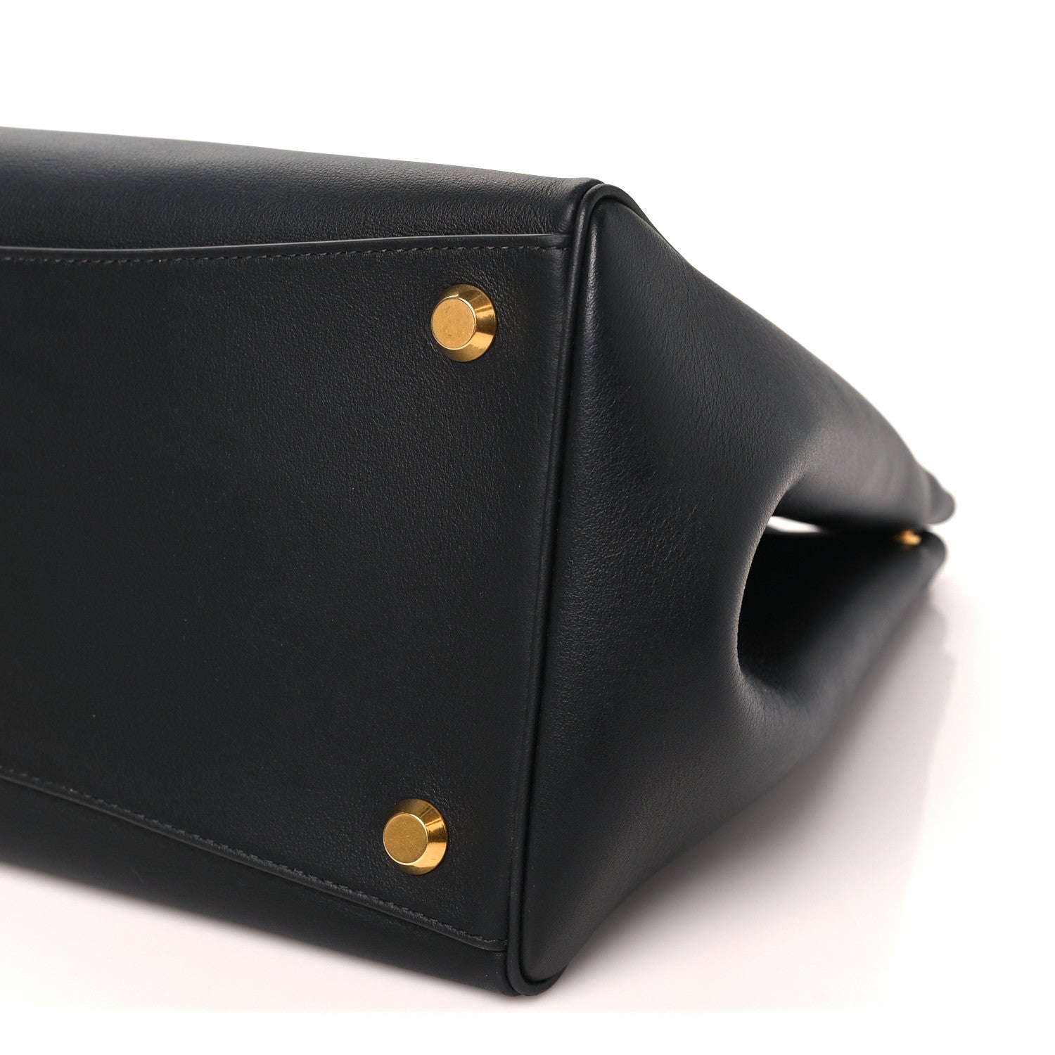 Smooth Calfskin Hampton Carry All Bag Black