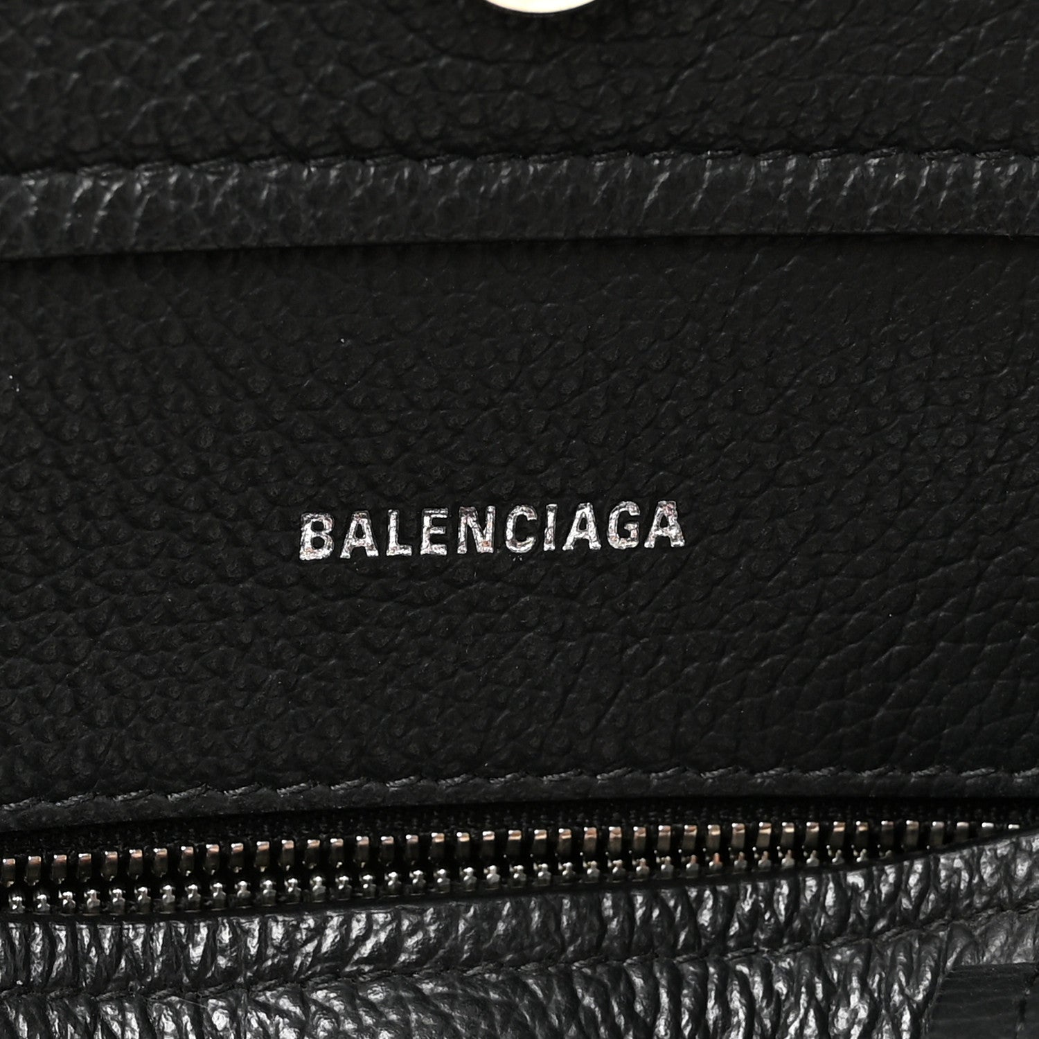 Grained Calfskin Small Everyday North South Shoulder Tote Bag Black
