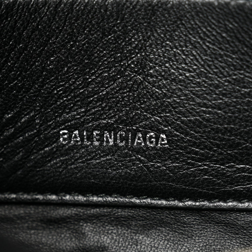 Calfskin Triangle Pouch M Bleu Canopee